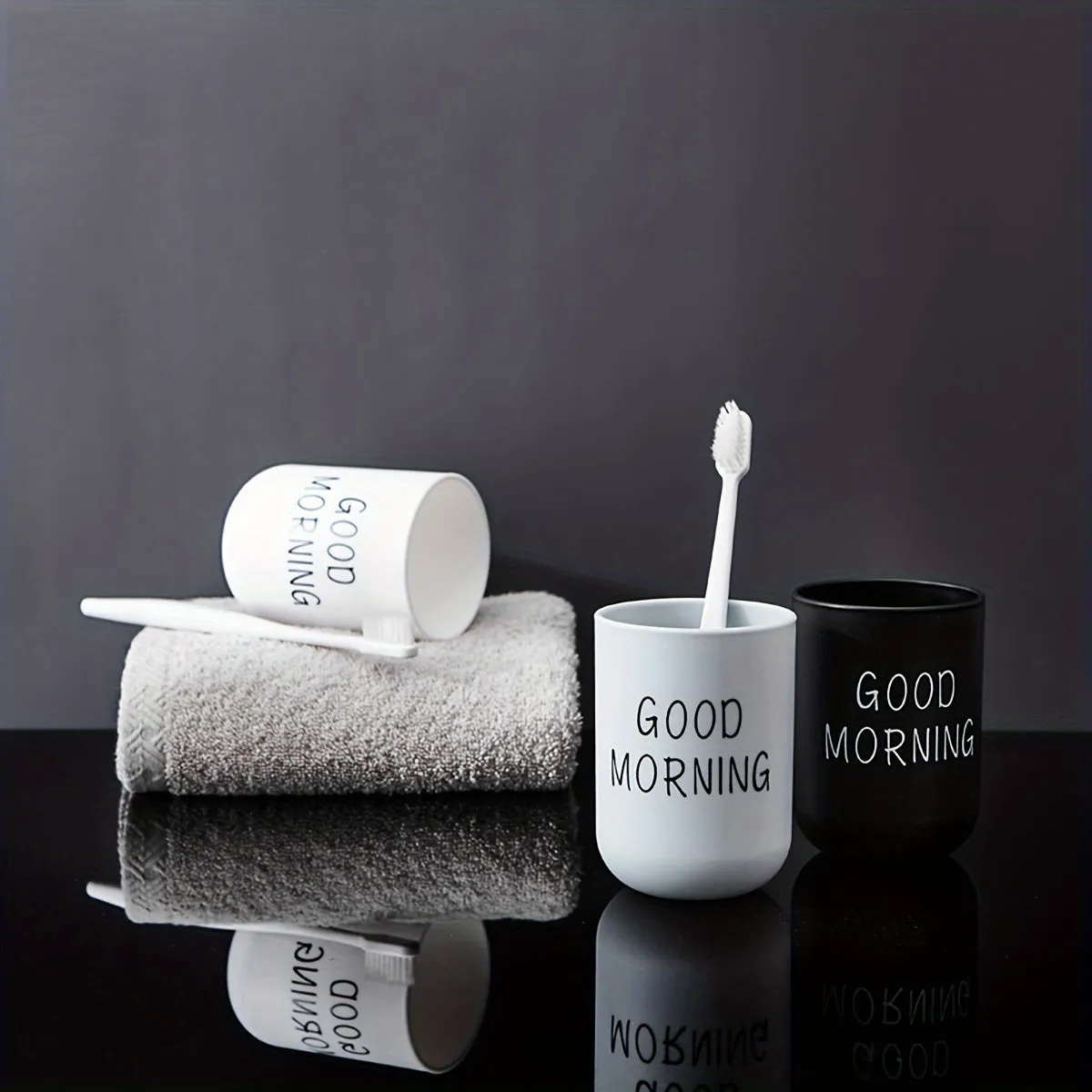 1/2/3pcs Slogan Graphic Mouthwash Cup, Simple Couple Toothbrush Cup, Plastic Gargle Cup, Bathroom Tumbler, Bathroom Accessories, Home Decor