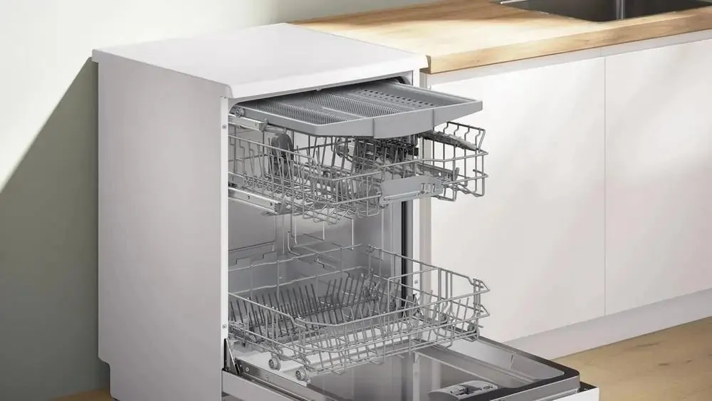 Bosch SMS2HVW67G Freestanding Dishwasher With 10 Place Settings, White