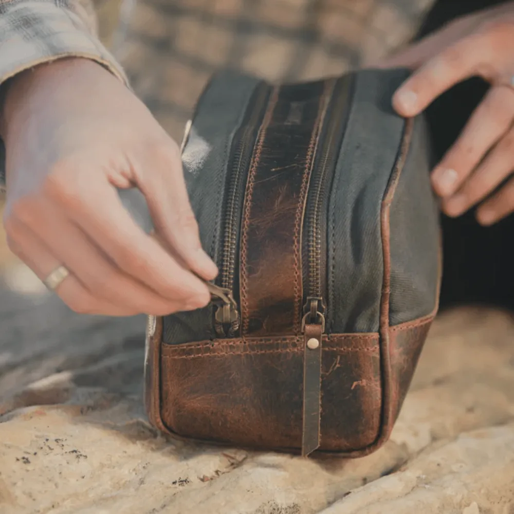 Canvas Dopp Kit