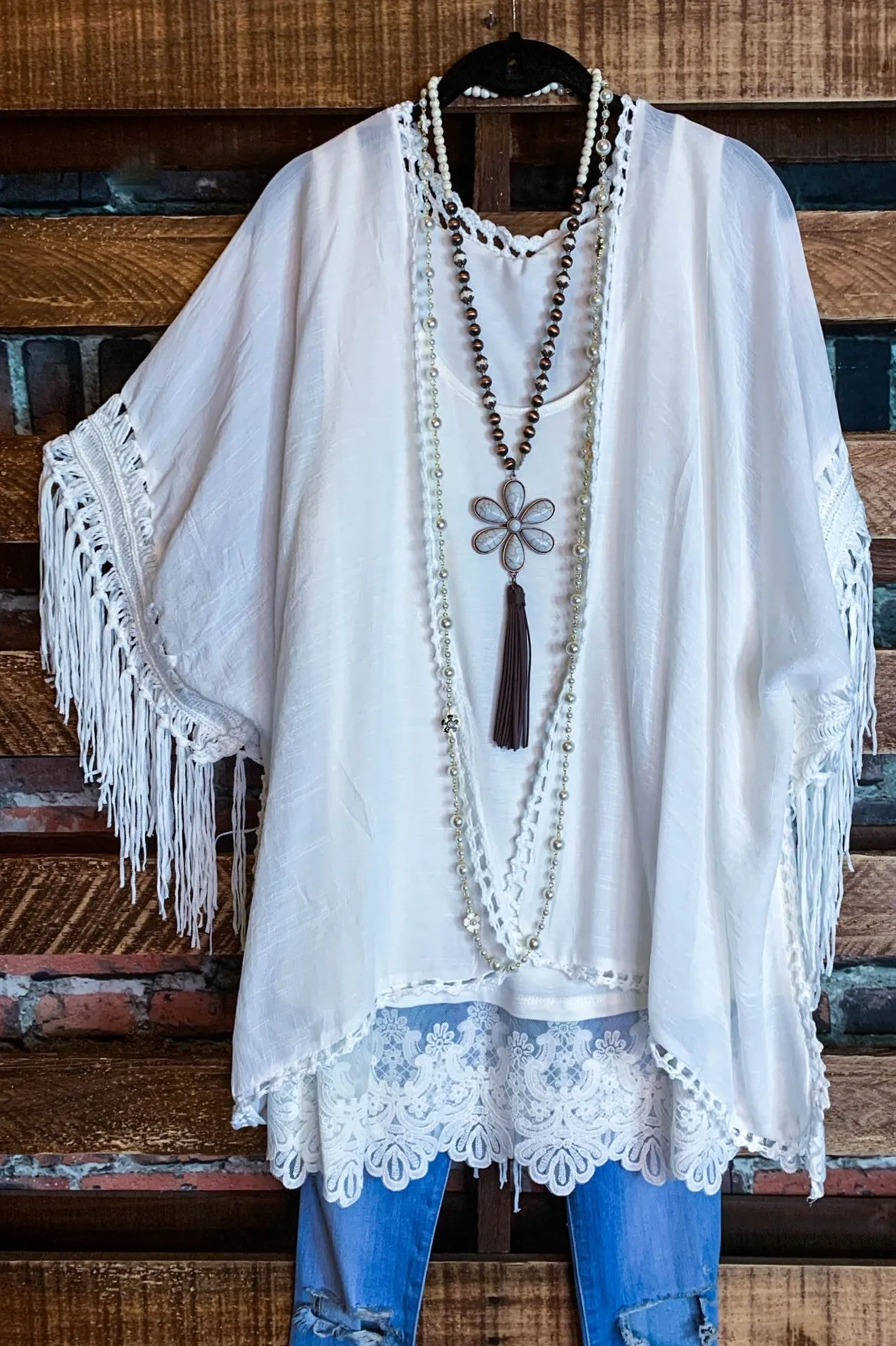 LIVING FREE BOHO CROCHET FRINGE KIMONO IN OFF-WHITE