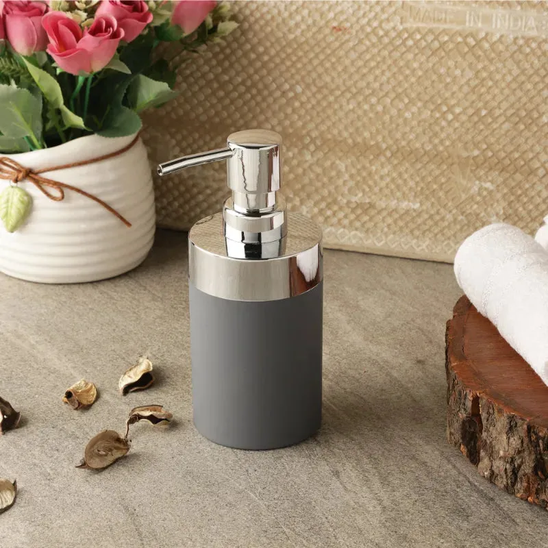 Minimal Ceramic Soap Dispenser