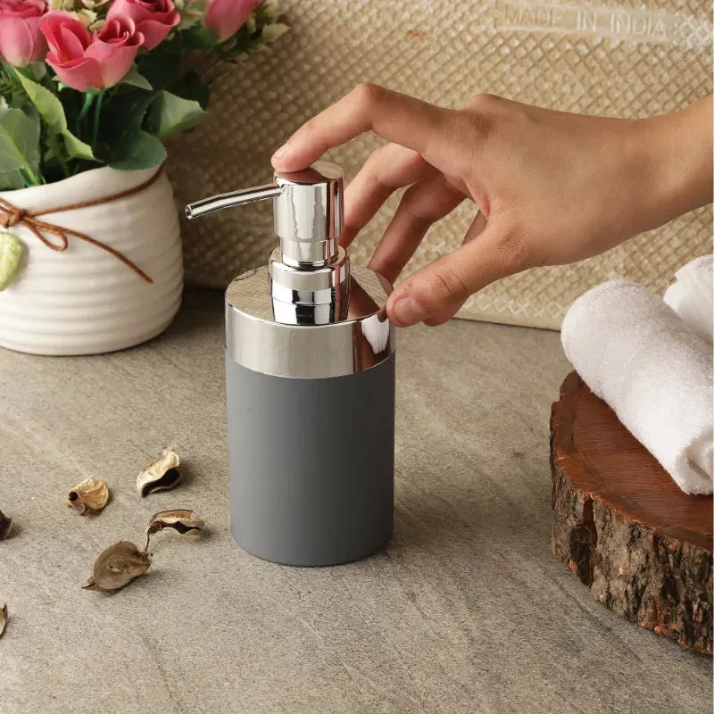 Minimal Ceramic Soap Dispenser