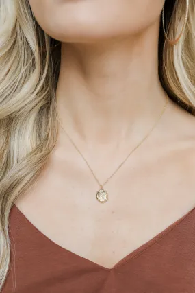 Quinn Gold Pendant Necklace