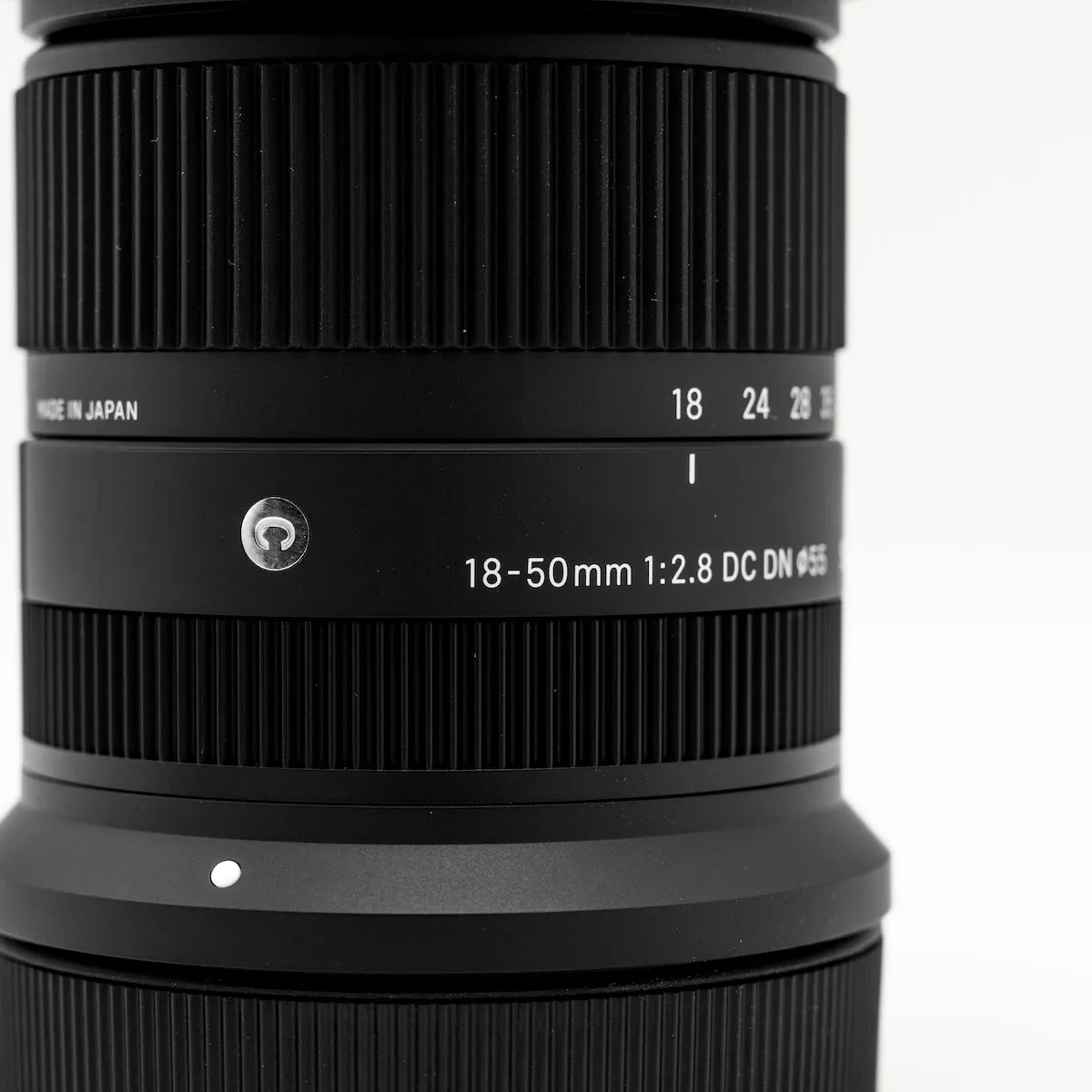 Sigma 18-50mm f/2.8 DC DN Contemporary Lens for Canon RF