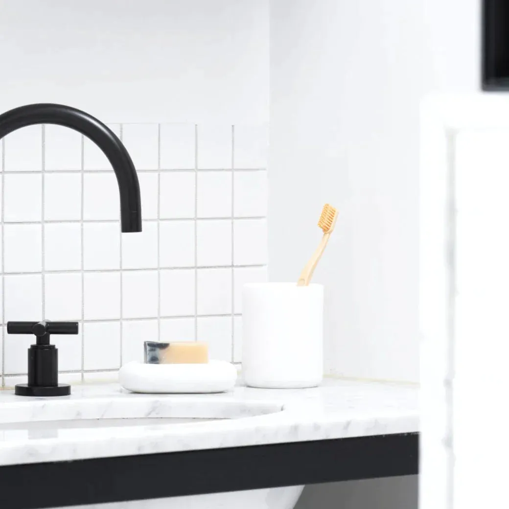 White Marble Toothbrush Holder